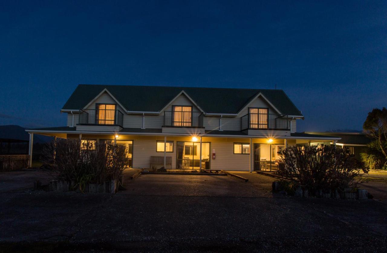 Haast Beach Motel Extérieur photo