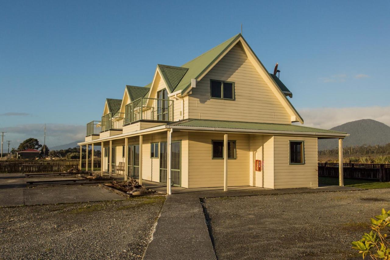 Haast Beach Motel Extérieur photo